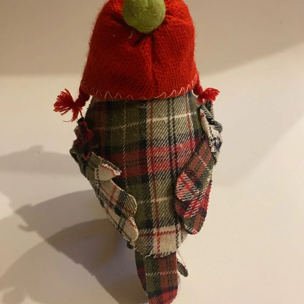 Target Wondershop 2014 Featherly Friends Plaid w/Red Hat LNWOT